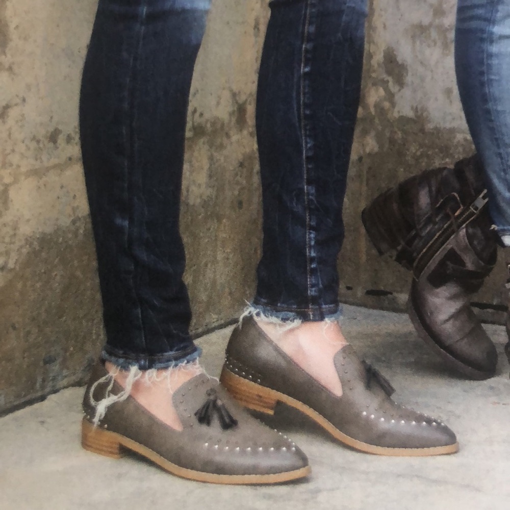 Buckle Adele Loafers